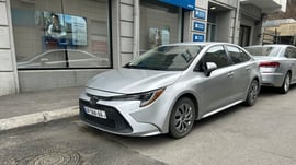 Toyota Corolla — exterior view 3