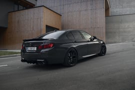 BMW 535i — exterior view 6