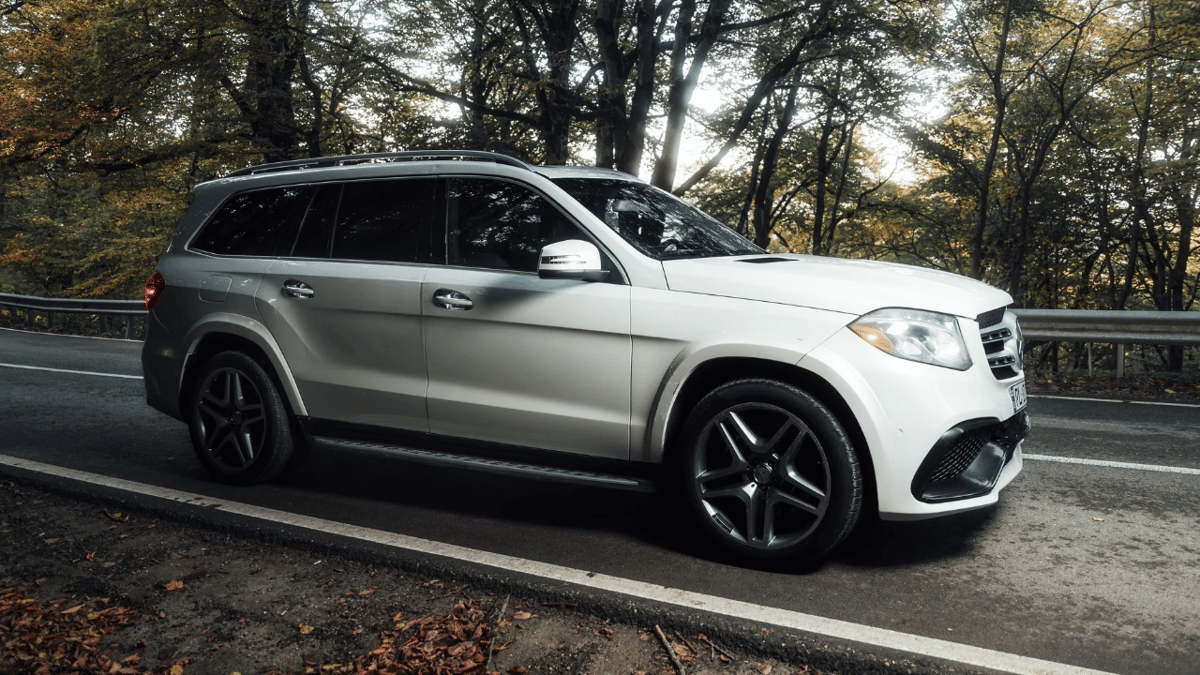 Mercedes GLS550