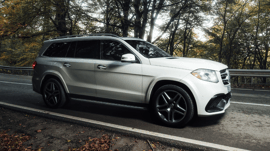 Mercedes GLS550 view 1