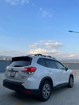 Subaru Forester view 3