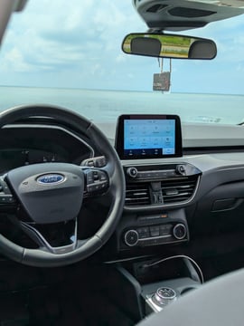 Ford Escape view 4