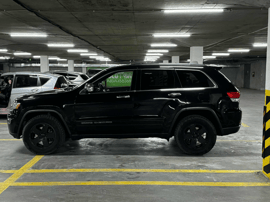 Jeep Grand Cherokee view 4