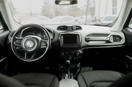 Jeep Renegade view 6