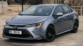 Toyota Corolla — exterior view 1