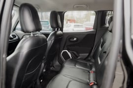 Jeep Renegade view 5