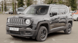 Jeep Renegade view 9