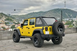 Jeep Wrangler view 2