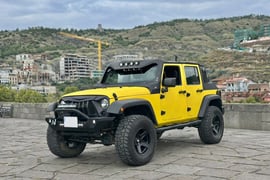 Jeep Wrangler view 3