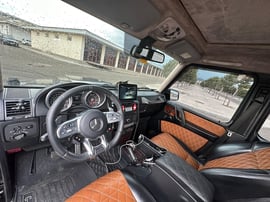 Mercedes-Benz G500 view 6