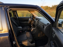 Jeep Patriot — exterior view 6