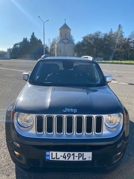 Jeep Renegade — exterior view 3