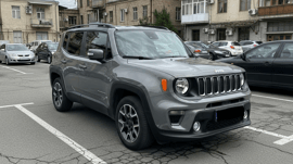 Jeep Renegade view 1