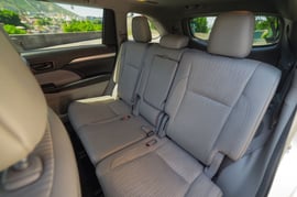 Toyota Highlander view 8