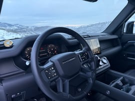 Land Rover Defender view 5