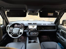 Land Rover Defender view 8