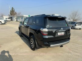 Toyota 4runner view 3