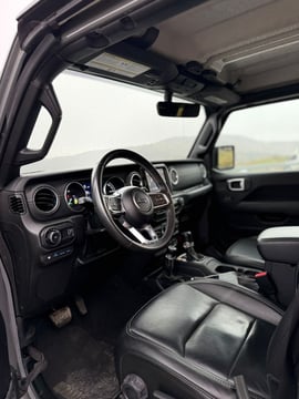 Jeep Wrangler Sahara Plugin hybrid view 6