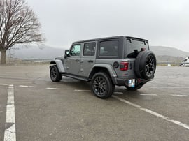 Jeep Wrangler Sahara Plugin hybrid view 4