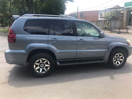 Lexus GX470 2008 view 3