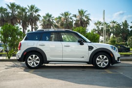 Mini Countryman view 4