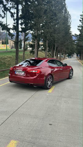 Maserati Ghibli 2015 view 3
