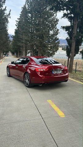 Maserati Ghibli 2015 view 4