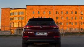 Hyundai Tucson — exterior view 2