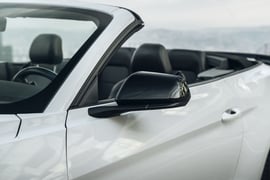 Ford Mustang Cabrio view 6