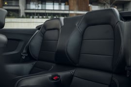 Ford Mustang Cabrio view 7