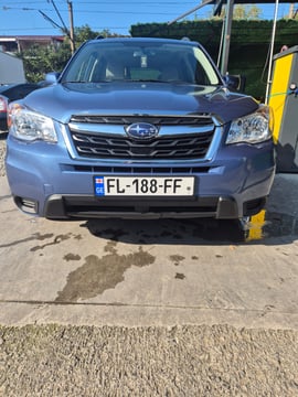 Subaru Forester view 3