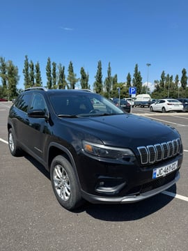 Jeep Cherokee view 6