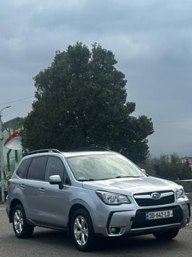 Subaru Forester view 3