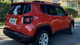 Jeep Renegade — exterior view 2