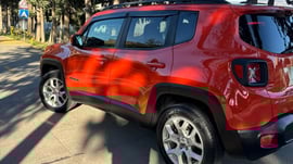 Jeep Renegade — exterior view 7