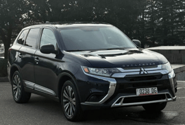 Mitsubishi Outlander — exterior view 7
