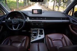 Audi Q7 — exterior view 9