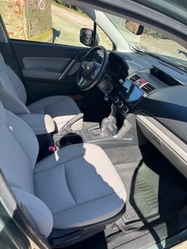 Subaru Forester — exterior view 4