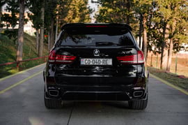 BMW X5 view 3