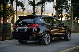 BMW X5 view 5