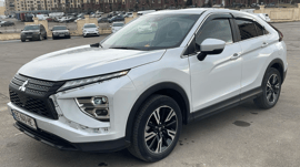Mitsubishi Eclipse Cross — exterior view 1