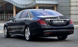 Mercedes-Benz maybach s550 view 4