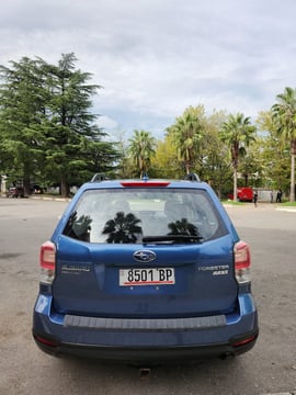 Subaru Forester — exterior view 6