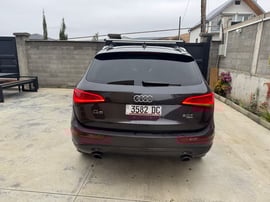 Audi Q5 — exterior view 3