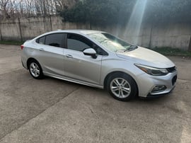 Chevrolet Cruze RS — exterior view 4