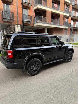 Toyota Prado — exterior view 7