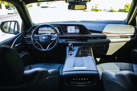 Cadilac Escalade — exterior view 6