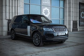 Range Rover Vogue — exterior view 3