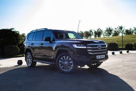 Toyota land cruiser 300 — exterior view 4