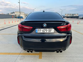 BMW X6 — exterior view 6